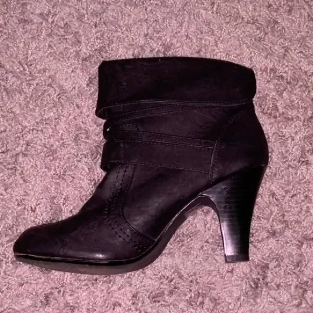 Cathy Jean Booties - Picture 3 of 5